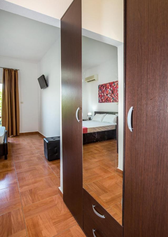 Apartamento Androni Potos Exterior foto